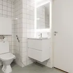 Renovated 3 Bedroom Family With Sauna And Parking