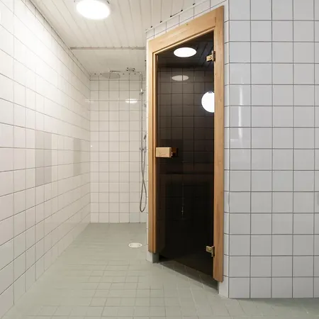 3 Makuuhuonetta, Sauna * הלסינקי