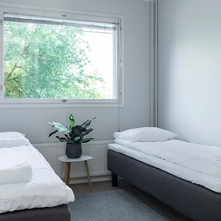 Renovated 3 Bedroom Family With Sauna And Parking Helsinki