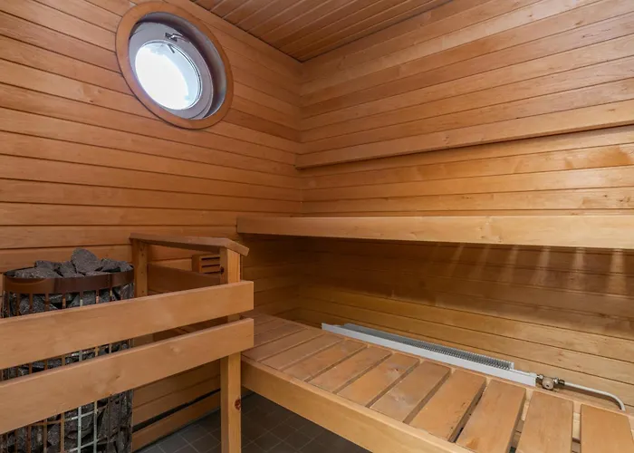 شقة 3 Makuuhuonetta, Sauna