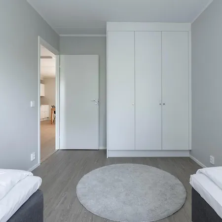 3 Makuuhuonetta, Sauna Apartament