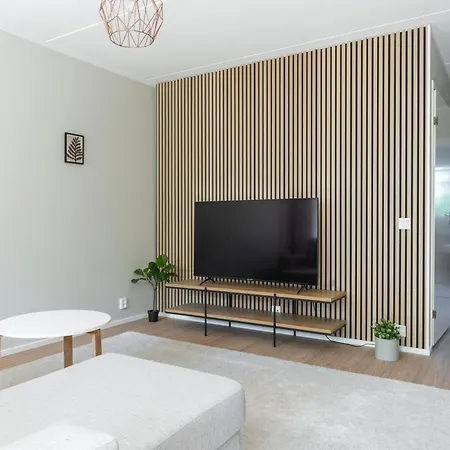 3 Makuuhuonetta, Sauna Apartament *